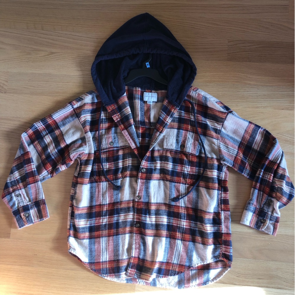 American Eagle hooded flannel. Size M